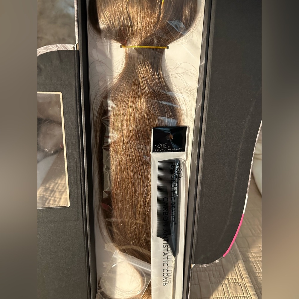 SHE BEYOND THE BEAUTY FLIP N GO-SHILO HAIR EXTENSION-%100 HUMAN HAIR-14-16"-NEW